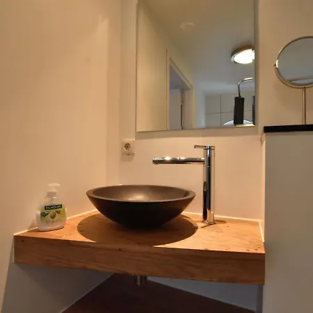 Modern Holiday Near With Hill View *